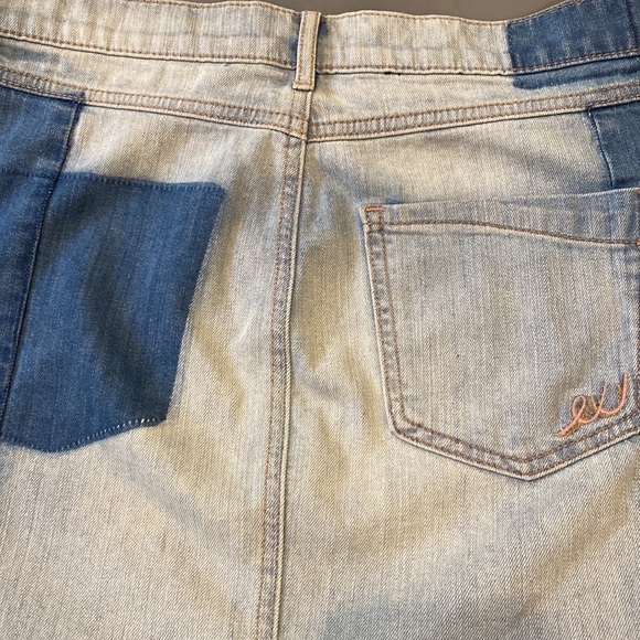 Express Dark & Light Color Contrast Denim Mini Skirt - Picture 11 of 11